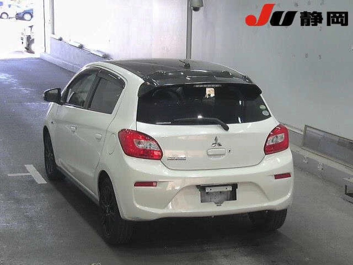 MITSUBISHI MIRAGE