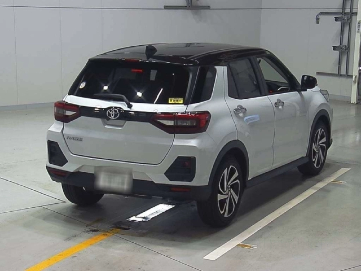 TOYOTA RAIZE