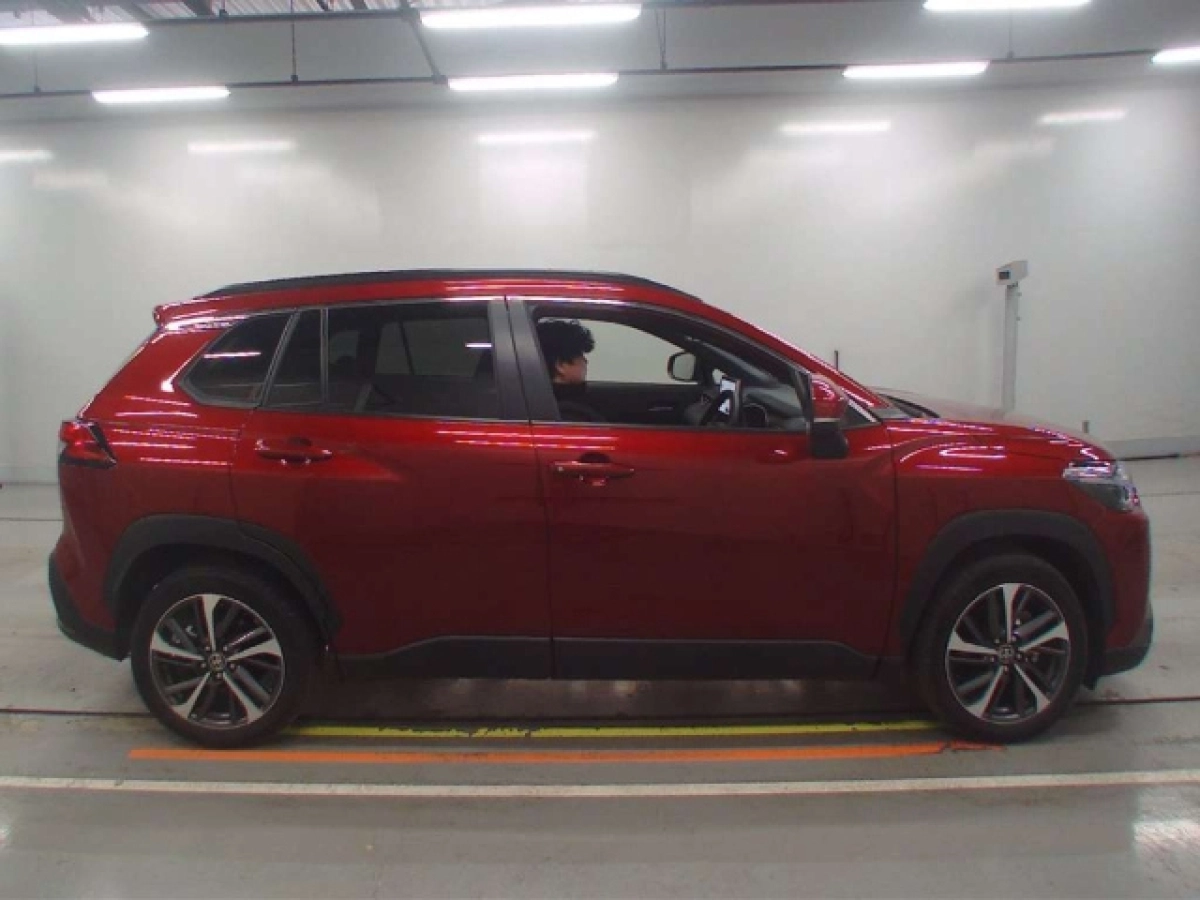 TOYOTA COROLLA CROSS