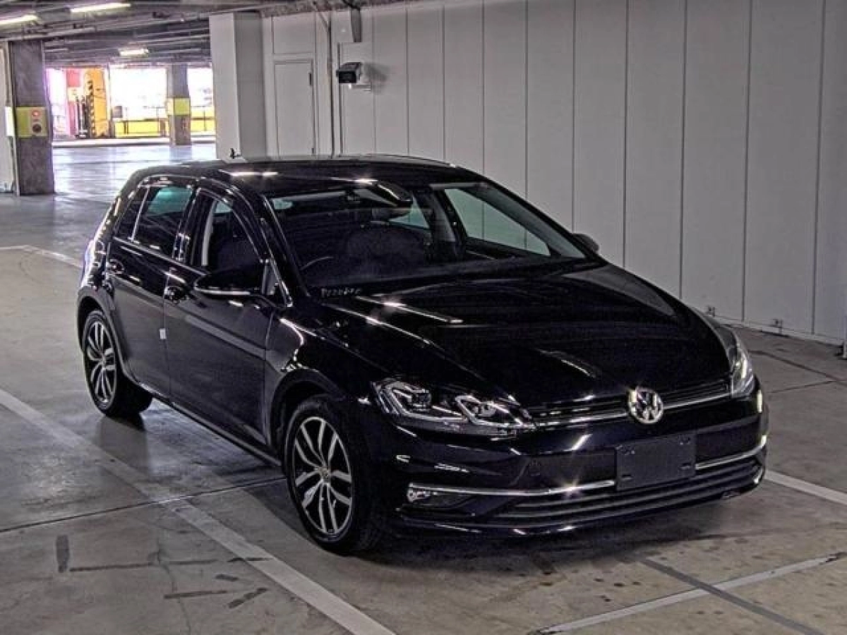 VOLKSWAGEN GOLF AUCPT 2019