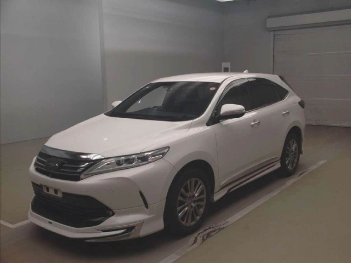 TOYOTA HARRIER ZSU60W 2020