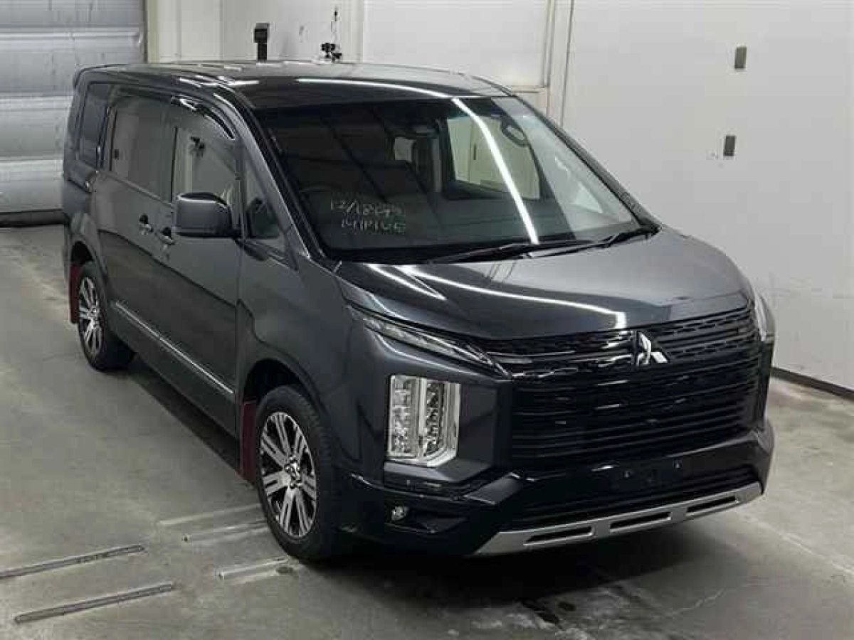 MITSUBISHI DELICA D5 CV1W 2022