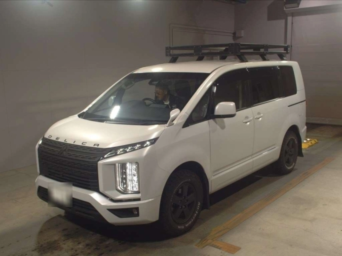 MITSUBISHI DELICA D5 CV1W 2022