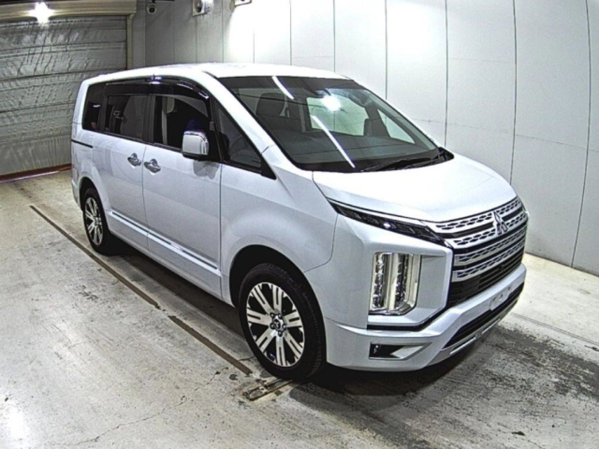 MITSUBISHI DELICA D5 CV1W 2023