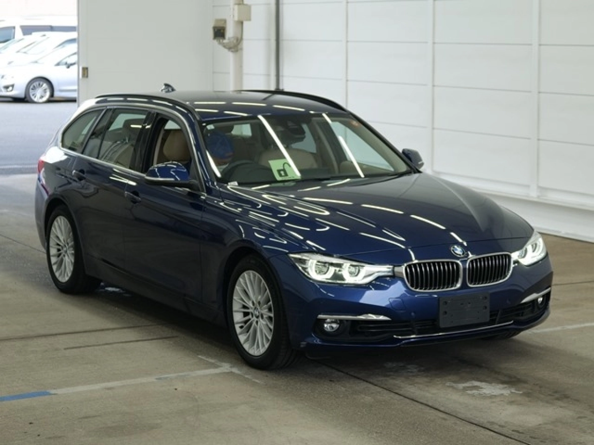 BMW 3 SERIES 8E15 2019