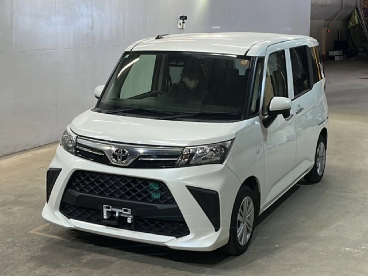 TOYOTA ROOMY M900A 2023