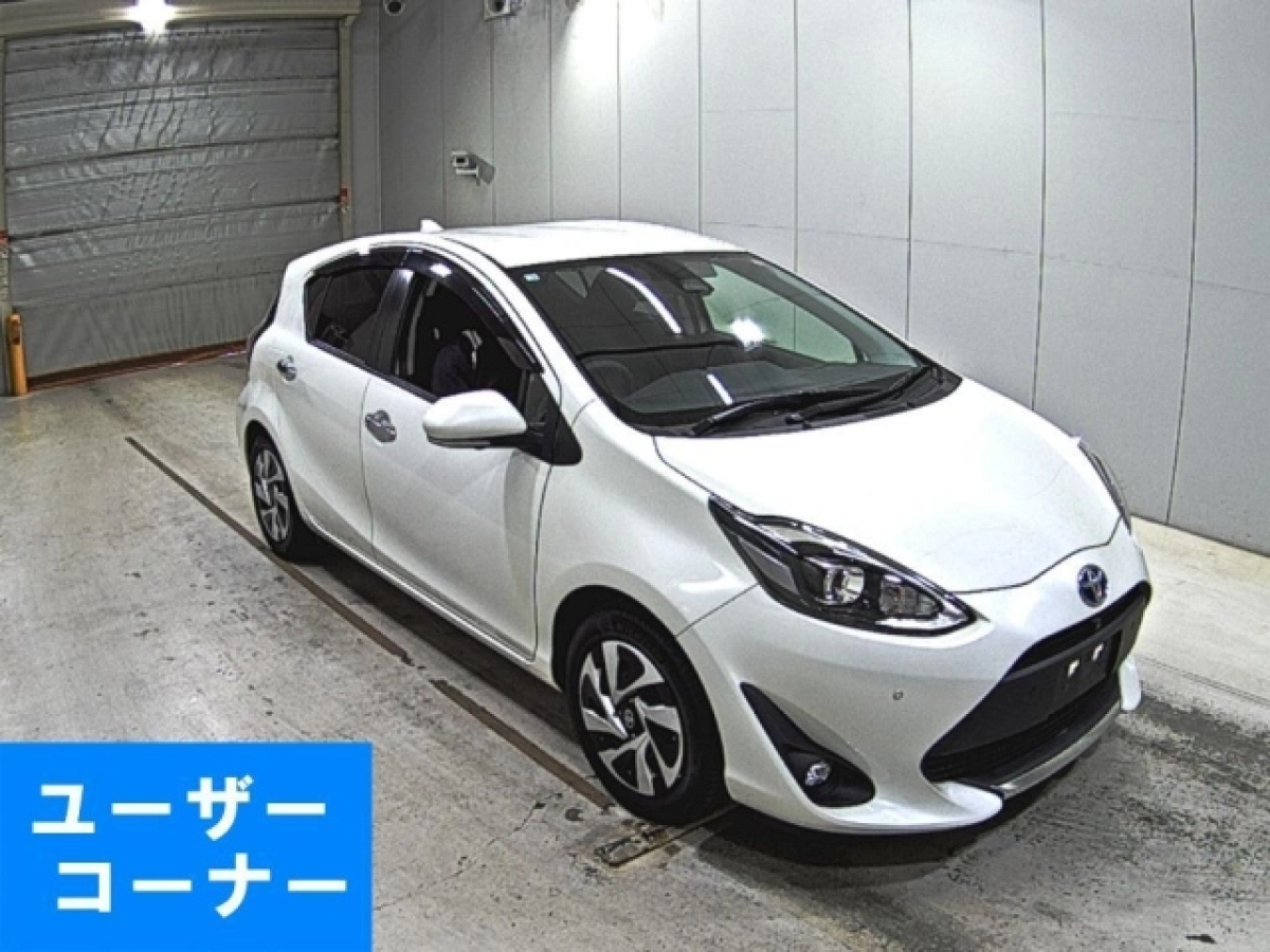 TOYOTA AQUA NHP10 2020