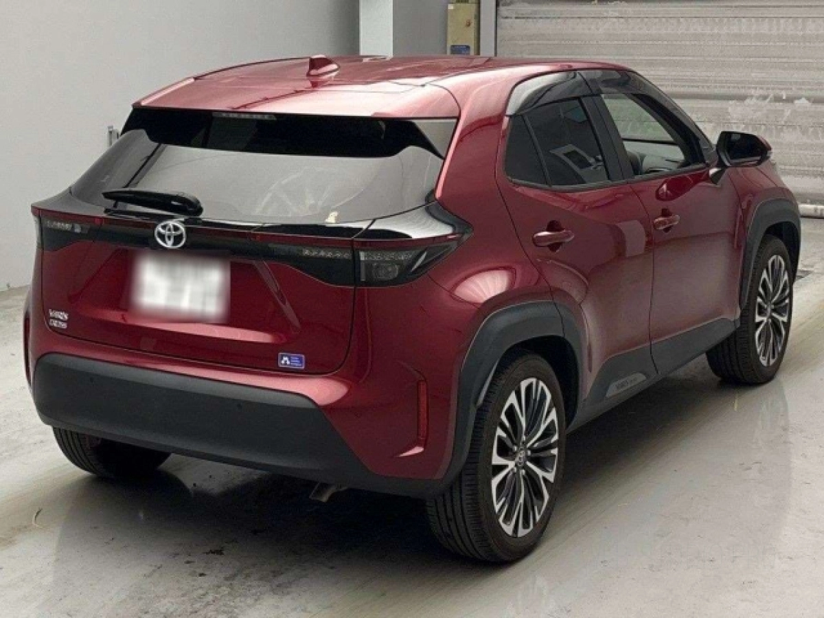 TOYOTA YARIS CROSS