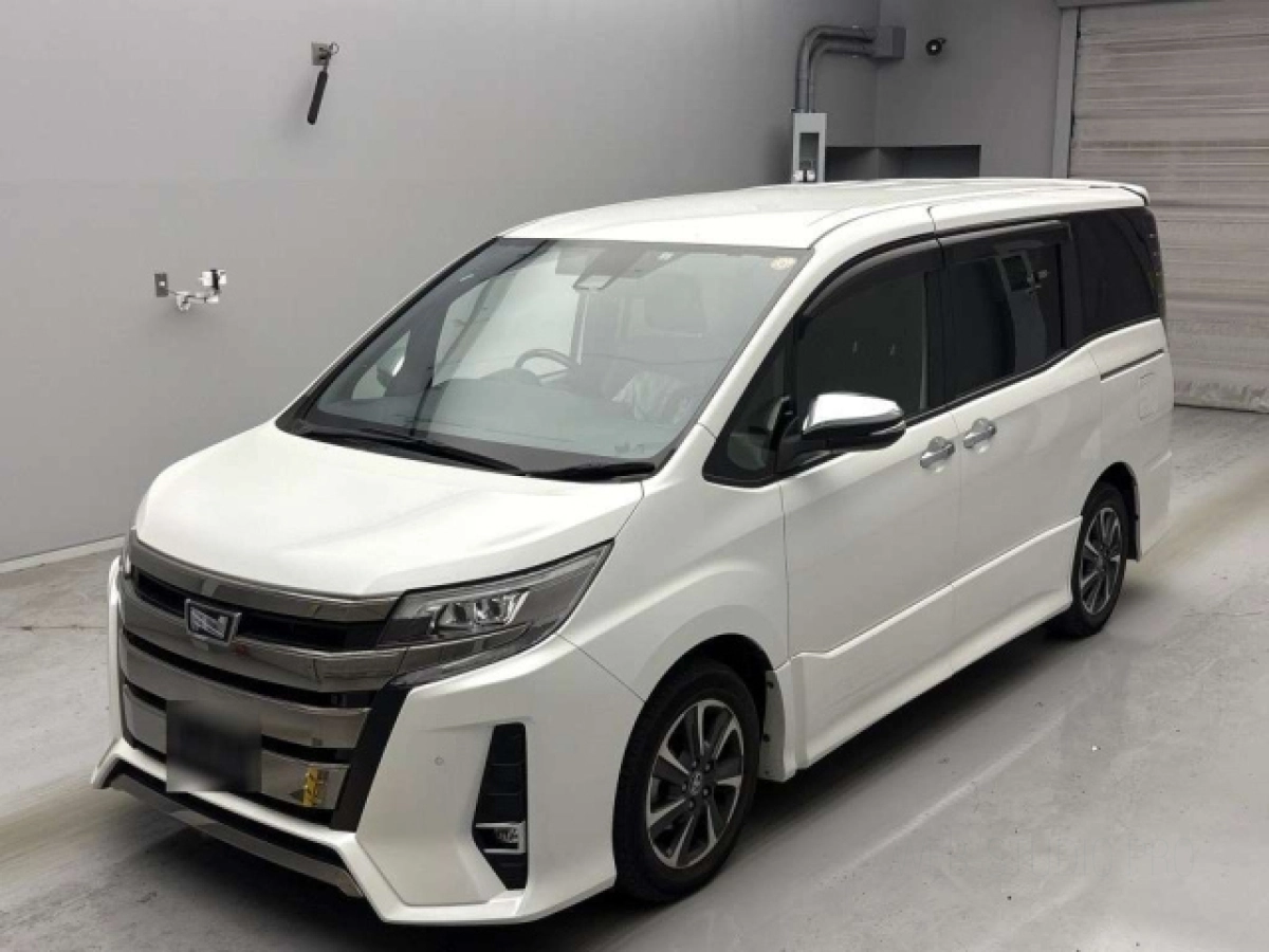 TOYOTA NOAH ZRR80W 2021