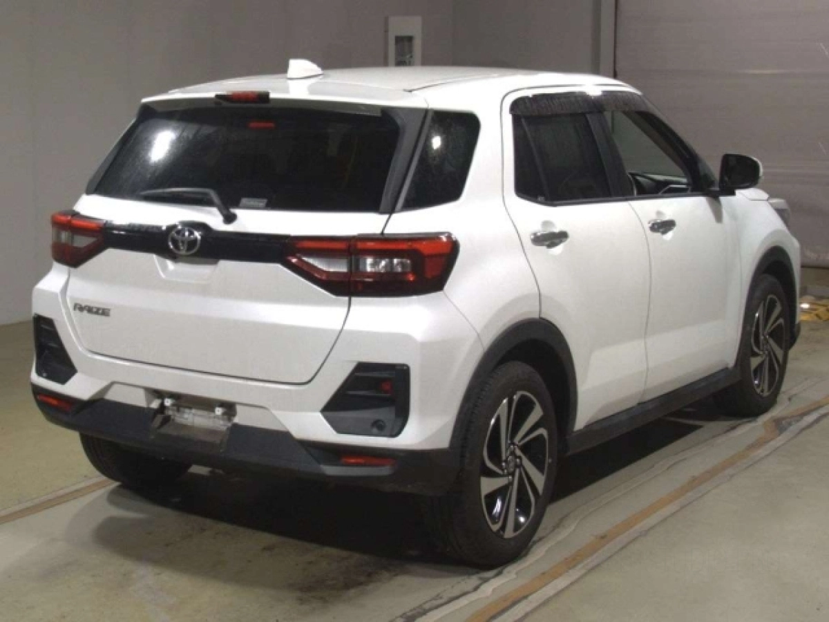 TOYOTA RAIZE