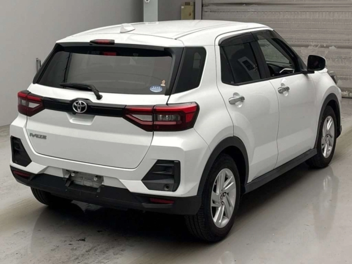 TOYOTA RAIZE