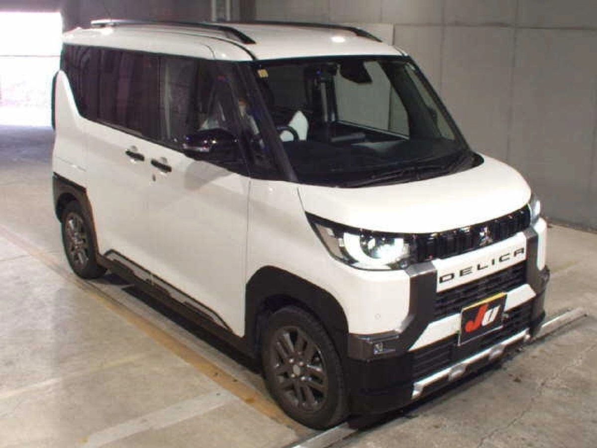 MITSUBISHI DELICA MINI