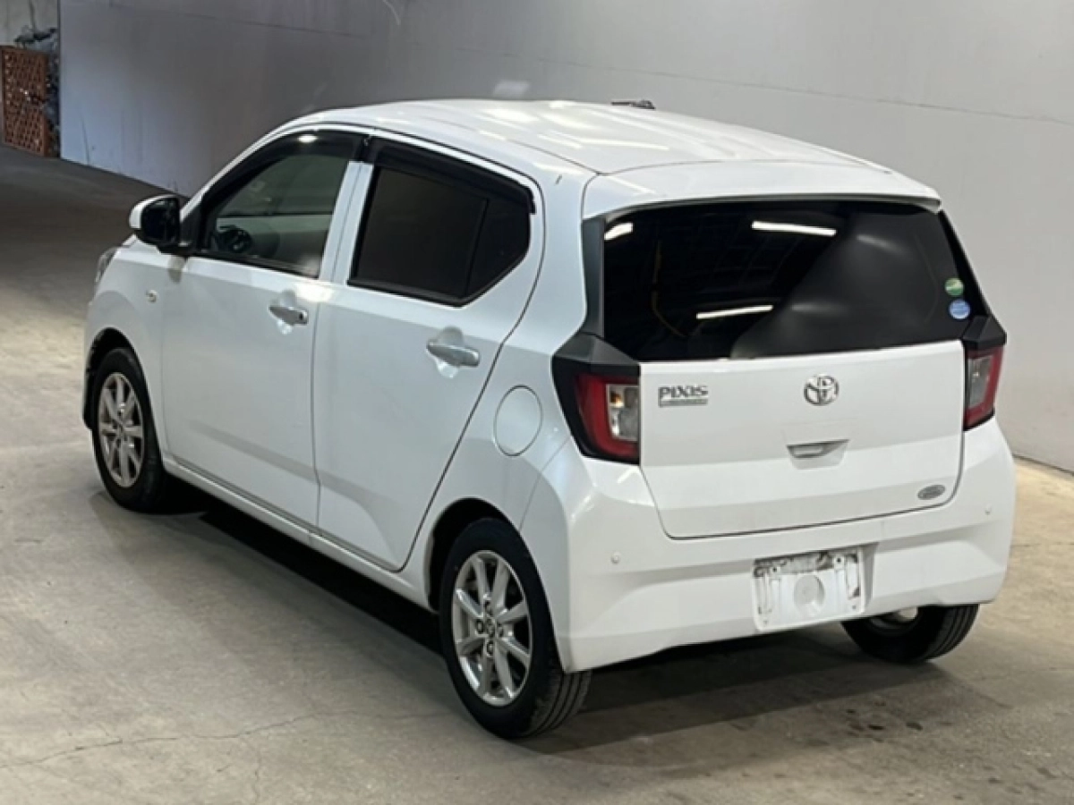 TOYOTA PIXIS EPOCH