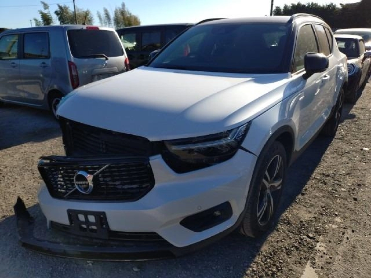 VOLVO XC40 XB420TXCM 2021