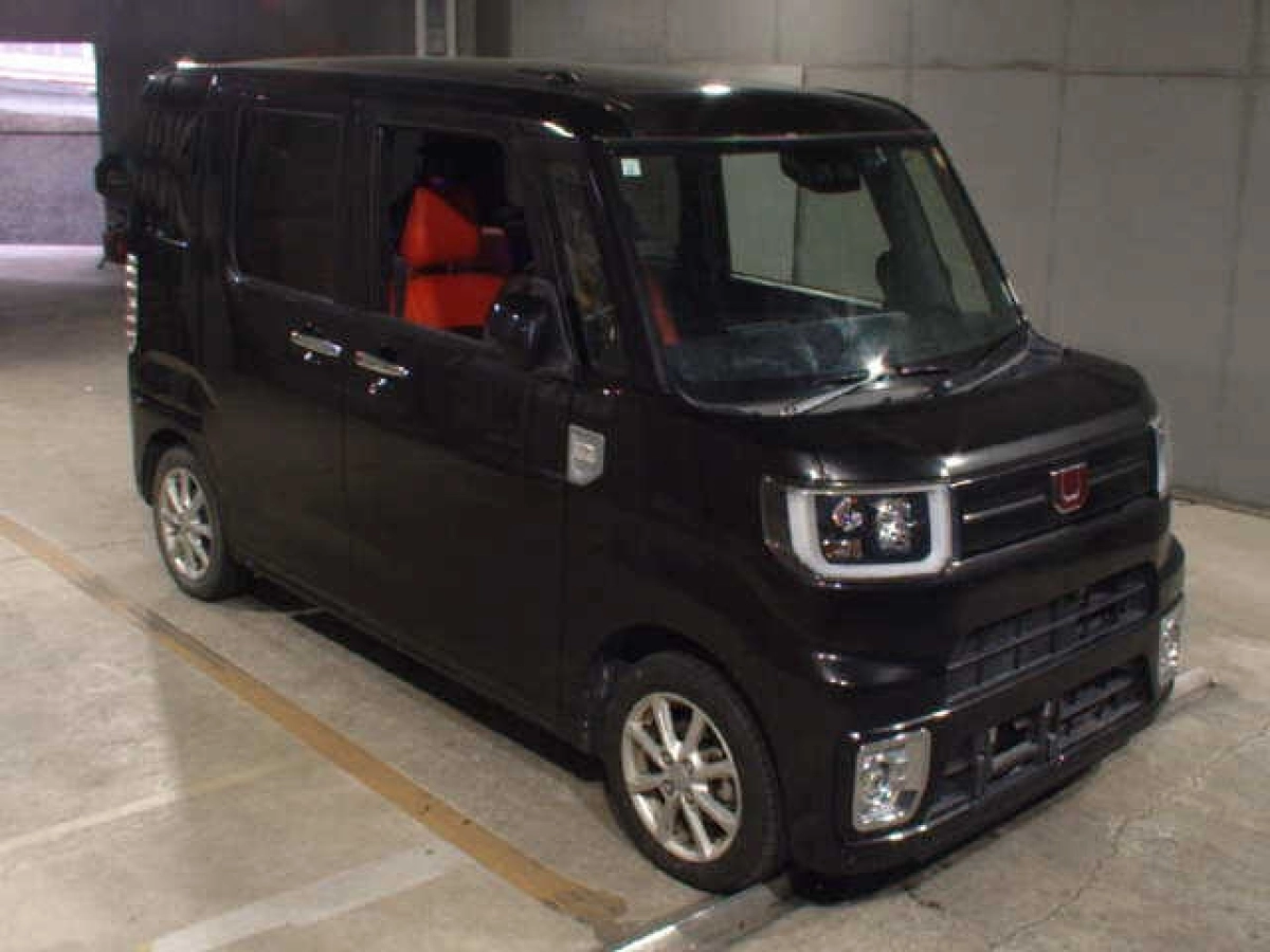 DAIHATSU WAKE LA700S 2021