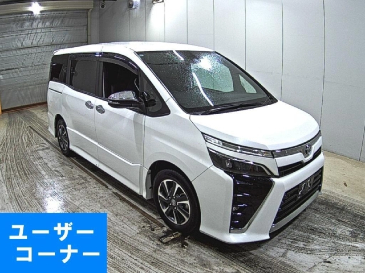 TOYOTA VOXY ZRR80W 2021