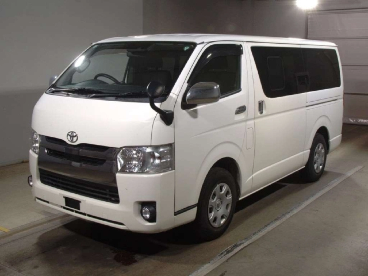 TOYOTA REGIUS ACE VAN TRH200V 2019