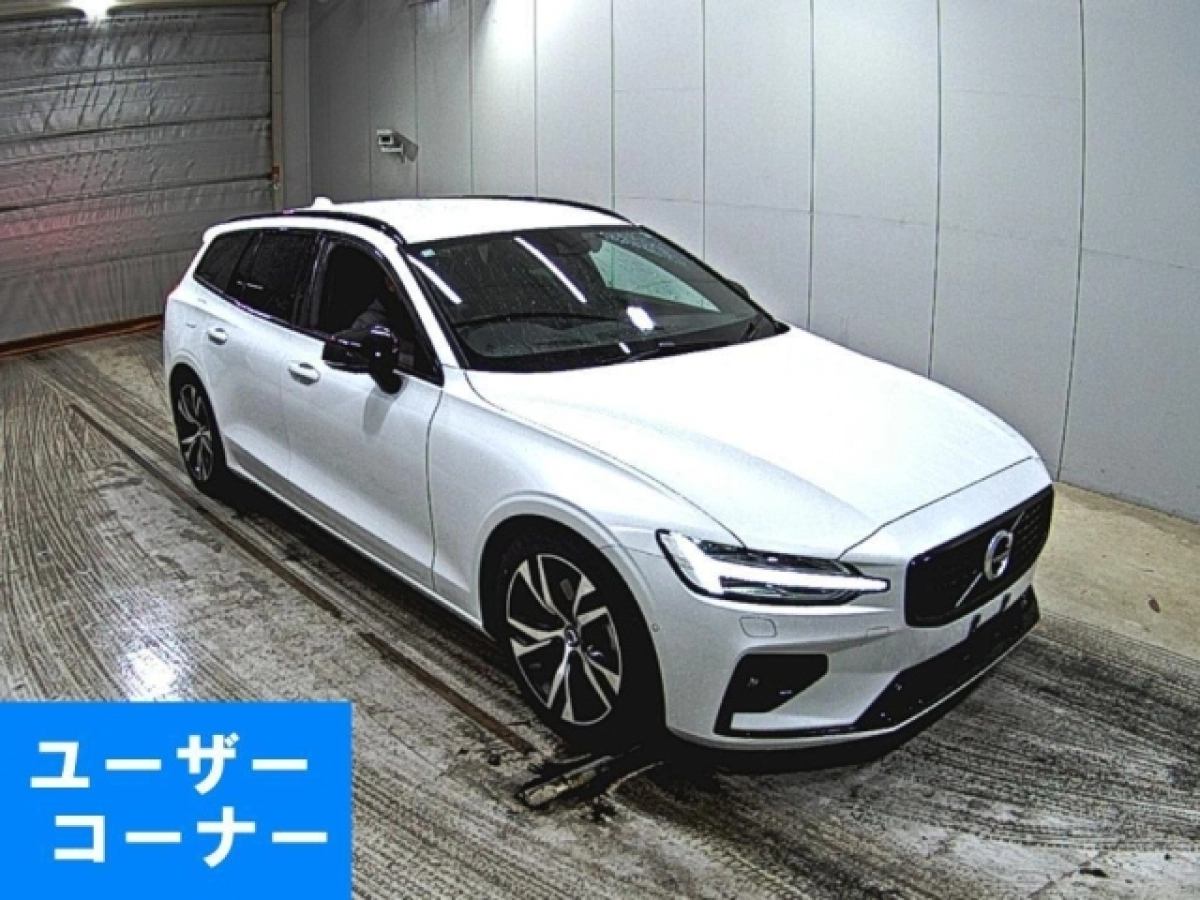 VOLVO V60 ZB420TM 2020