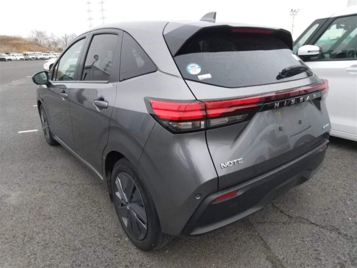 NISSAN NOTE