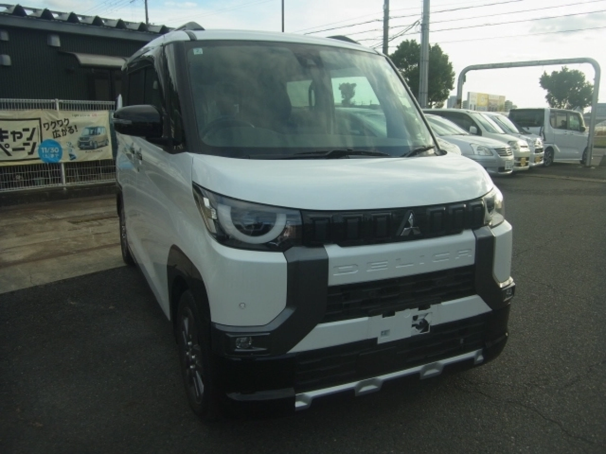 MITSUBISHI DELICA MINI