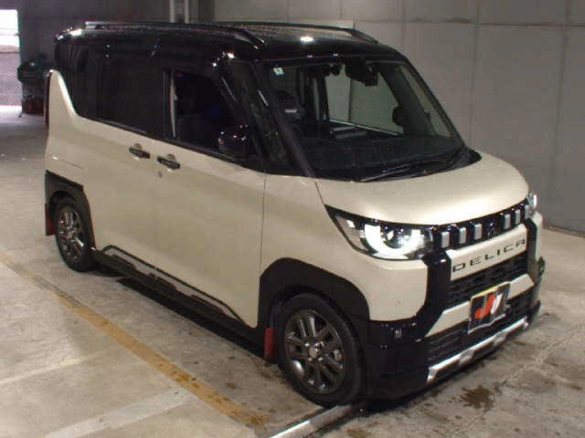 MITSUBISHI DELICA MINI