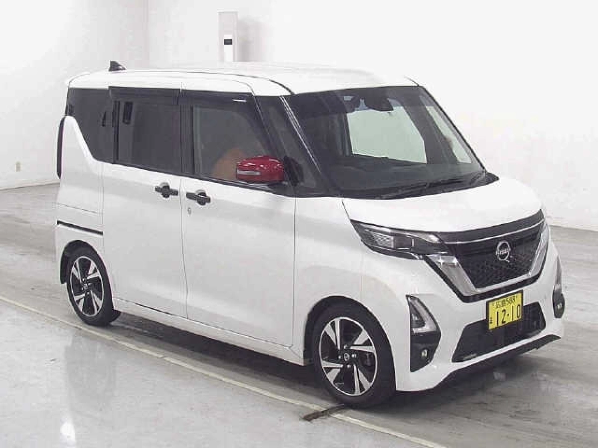 NISSAN ROOX B45A 2020