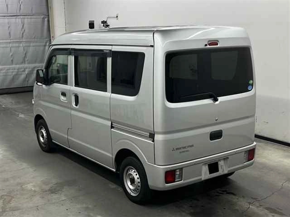 MITSUBISHI MINICAB VAN