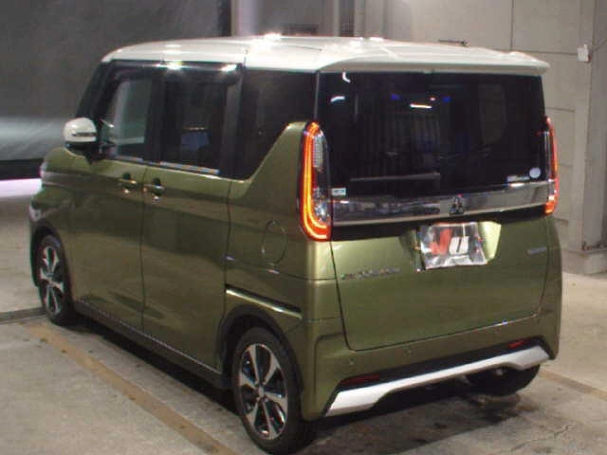 MITSUBISHI EK X SPACE