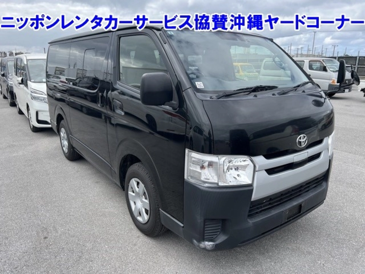 TOYOTA HIACE VAN TRH200V 2020