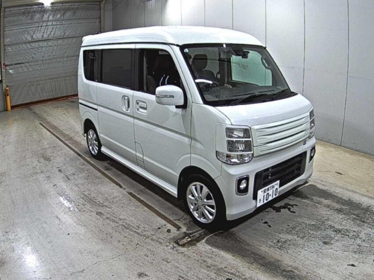 SUZUKI EVERY WAGON DA17W 2019