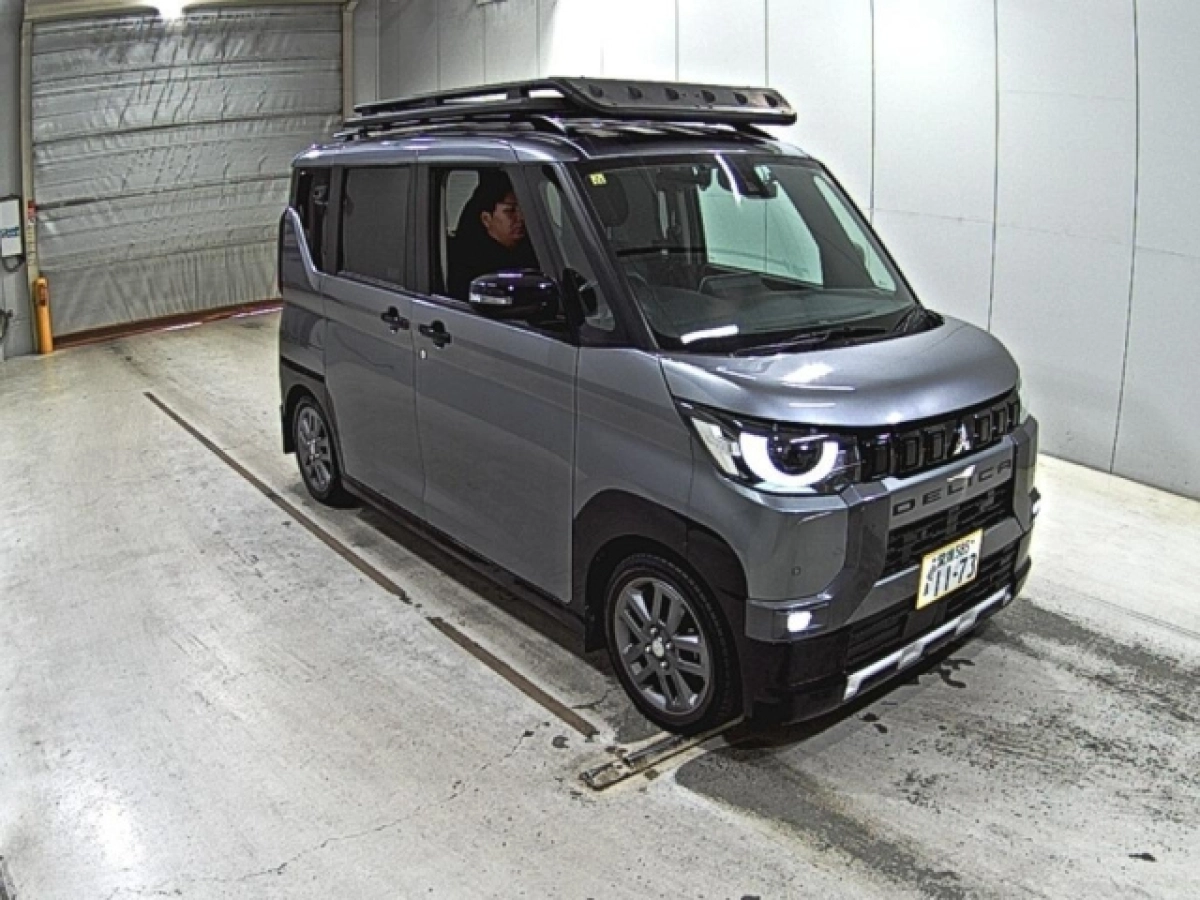 MITSUBISHI DELICA MINI