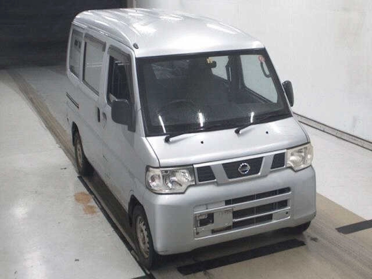 NISSAN CLIPPER VAN DR17V 2020