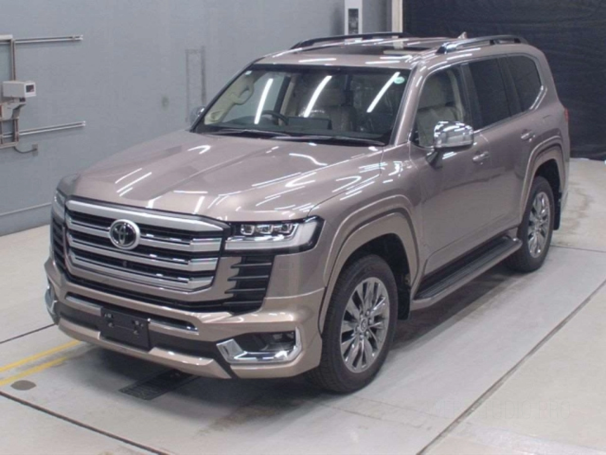 TOYOTA LAND CRUISER VJA300W 2024