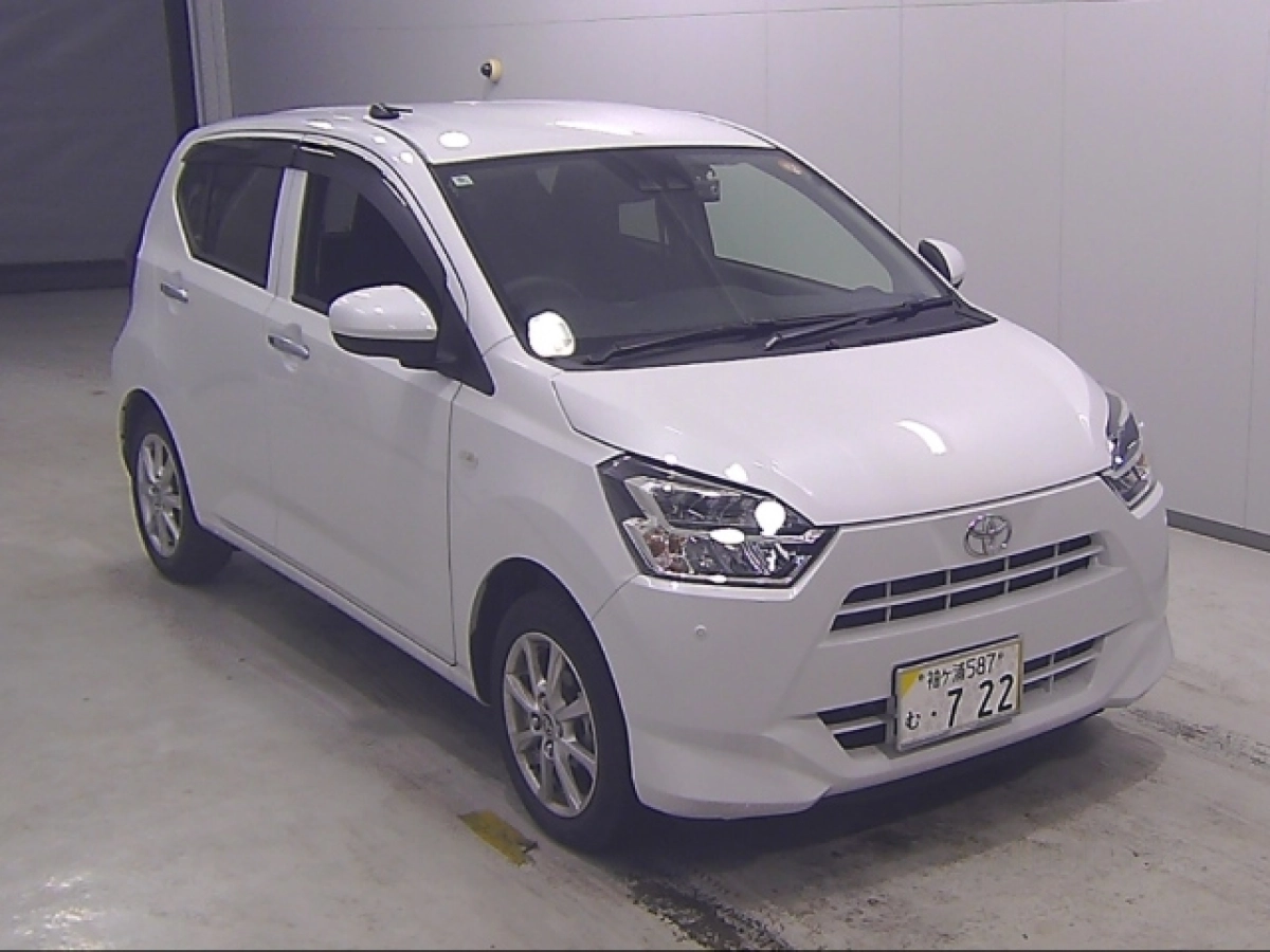 TOYOTA PIXIS EPOCH LA350A 2024