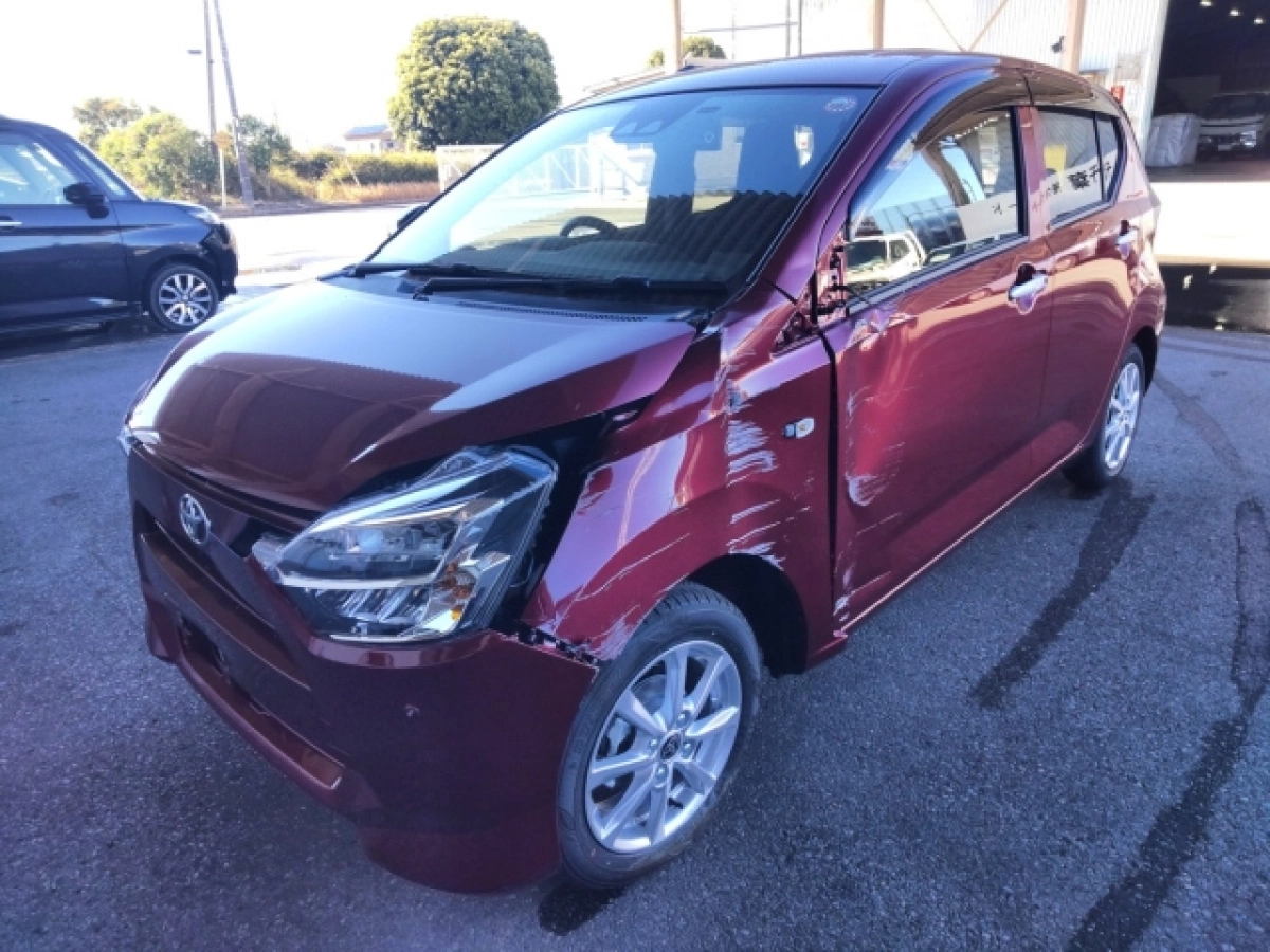 TOYOTA PIXIS EPOCH LA350A 2025