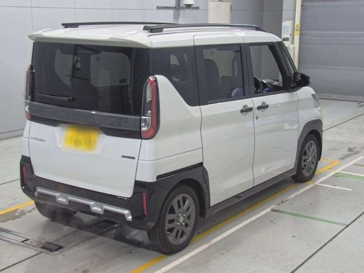 MITSUBISHI DELICA MINI