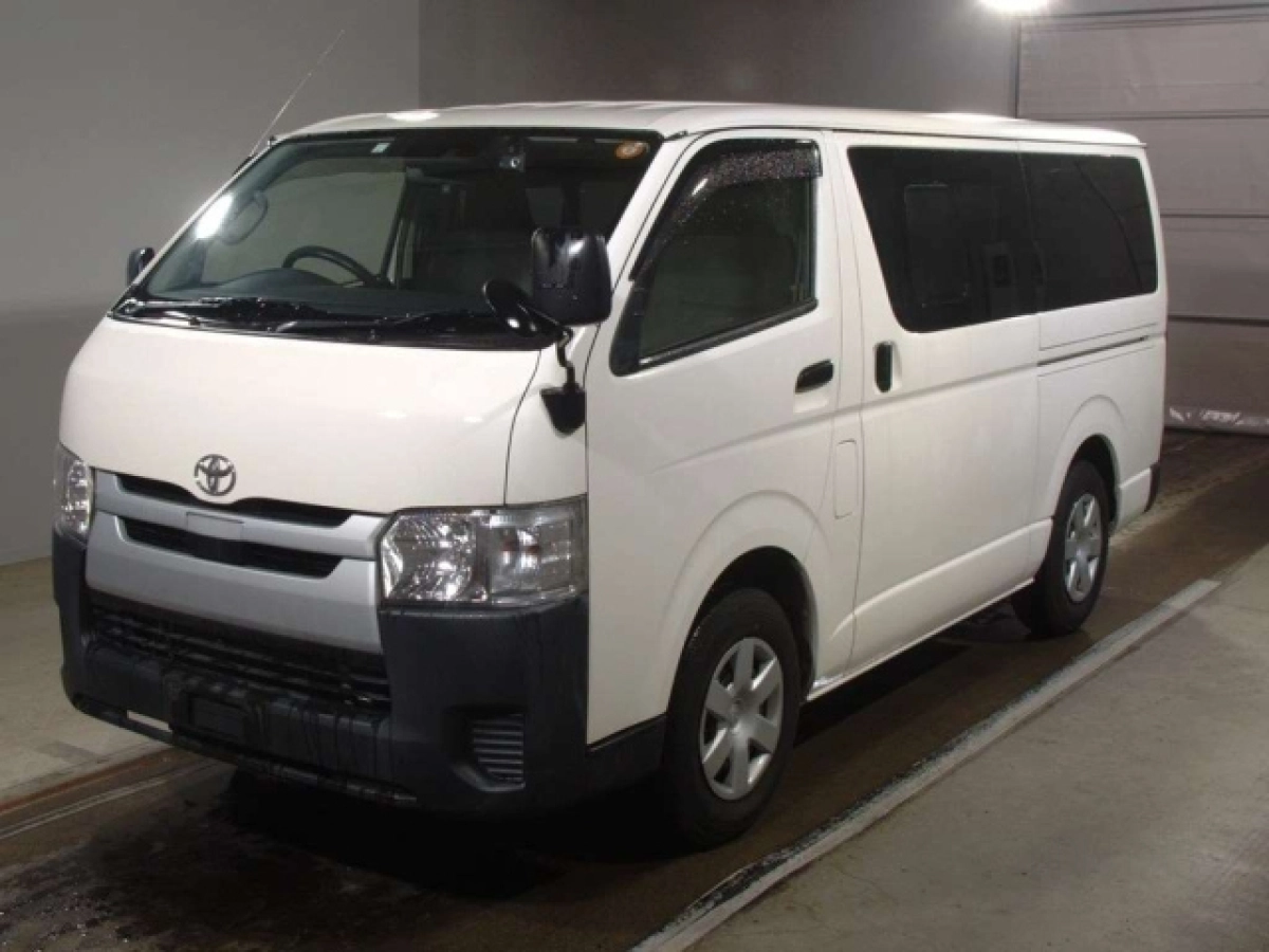 TOYOTA REGIUS ACE VAN TRH200V 2020