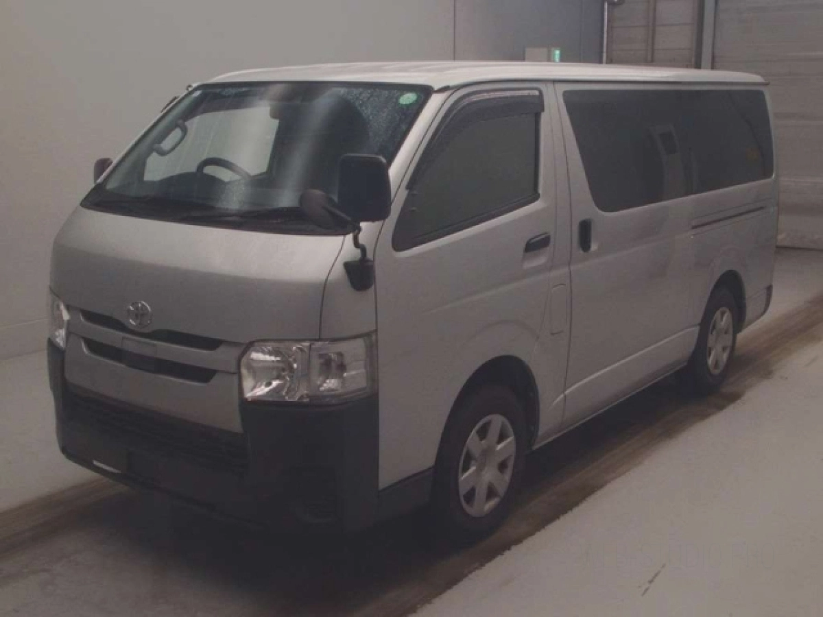 TOYOTA REGIUS ACE VAN TRH200V 2020