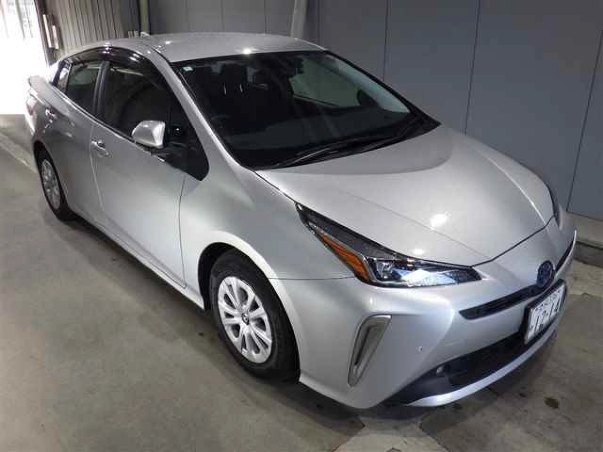 TOYOTA PRIUS ZVW51 2020