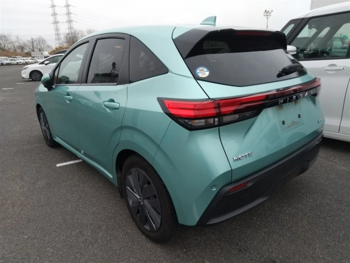 NISSAN NOTE