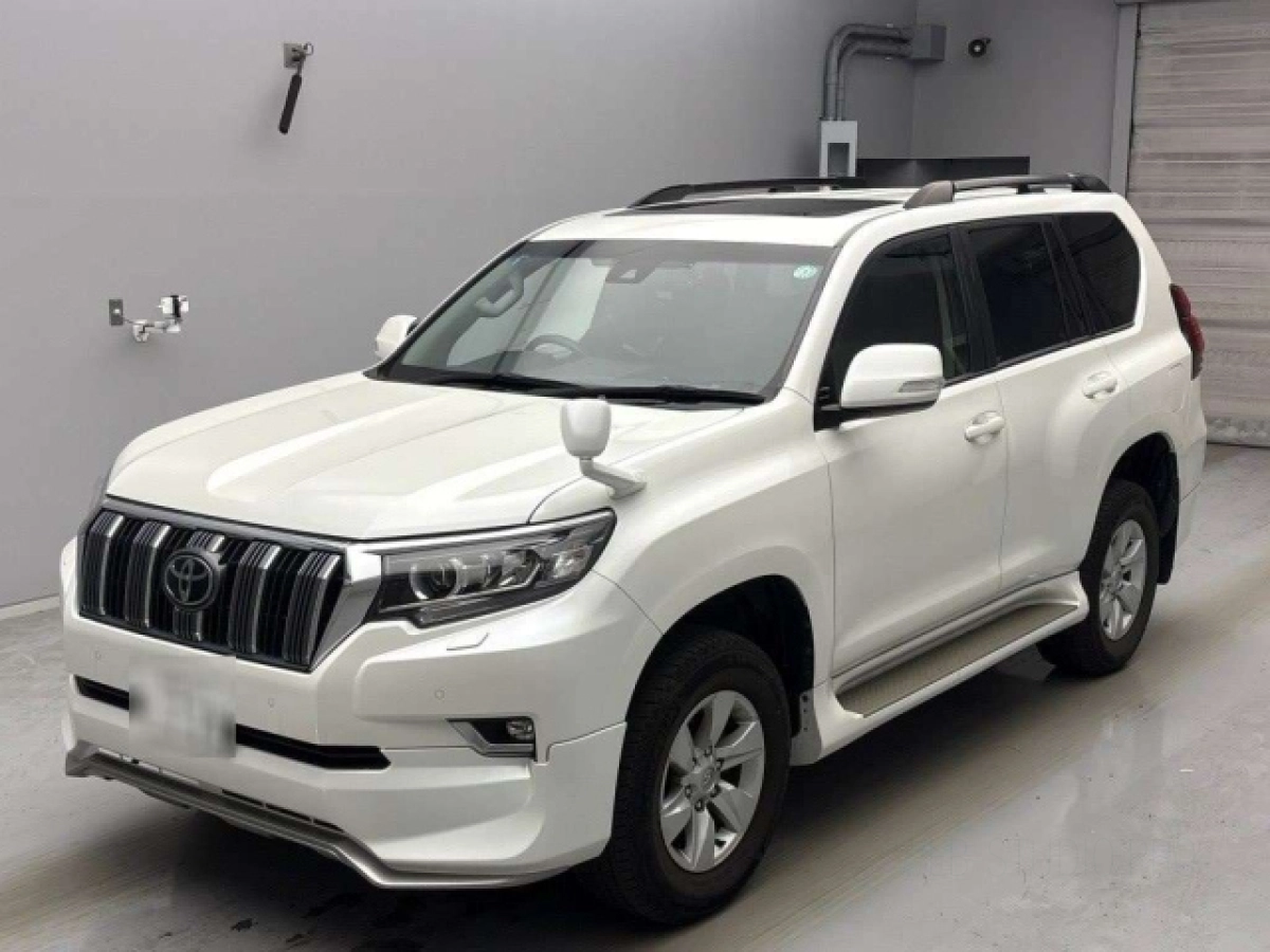 TOYOTA LAND CRUISER PRADO TRJ150W 2021