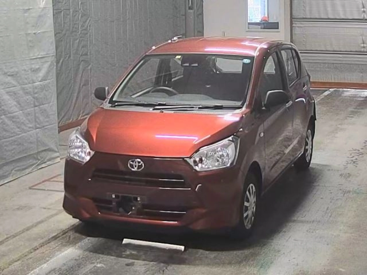 TOYOTA PIXIS EPOCH LA350A 2022