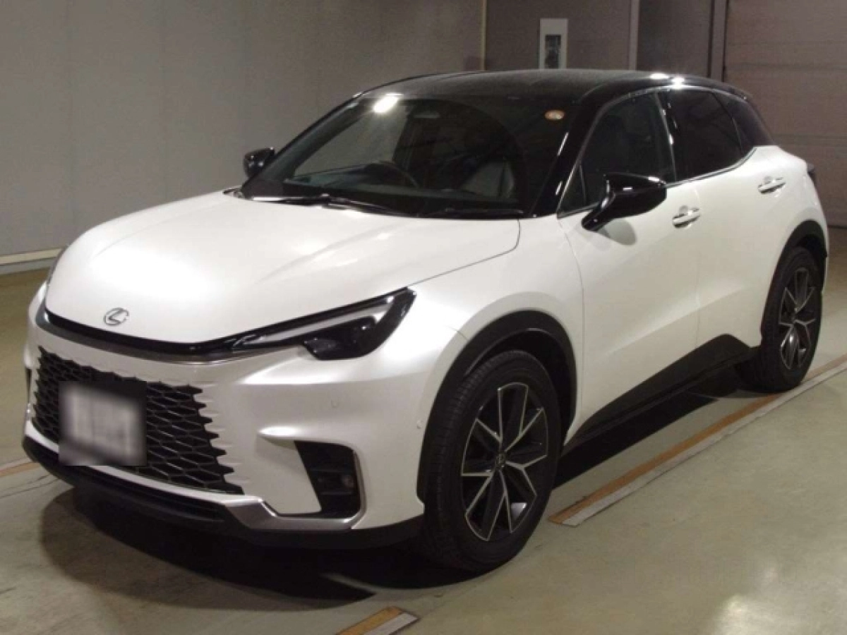 LEXUS LBX MAYH15 2025