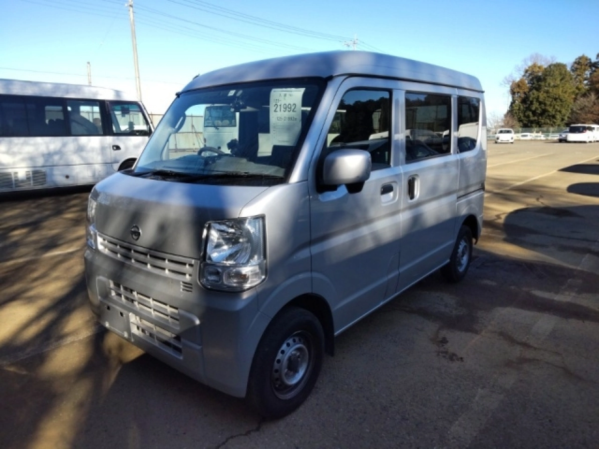 NISSAN CLIPPER VAN DR17V 2021