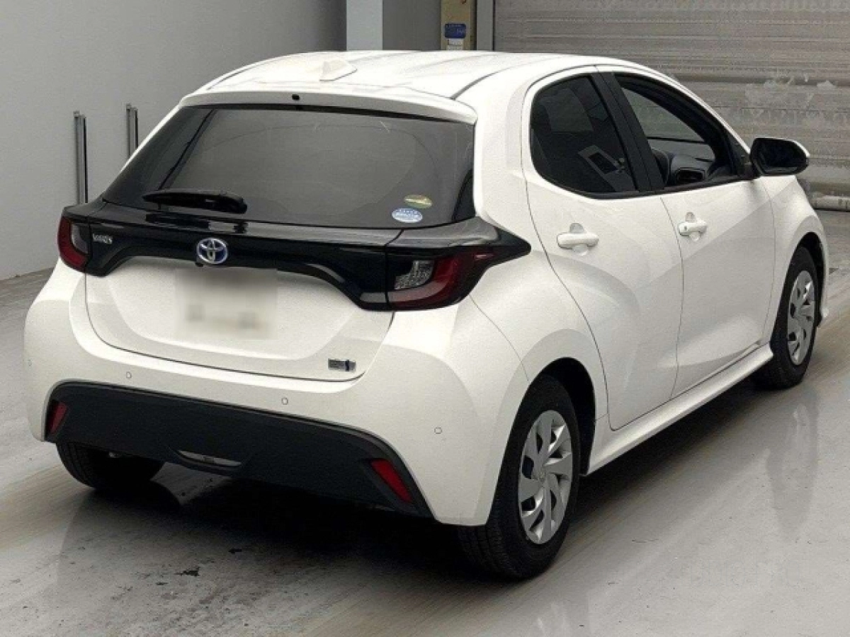 TOYOTA YARIS