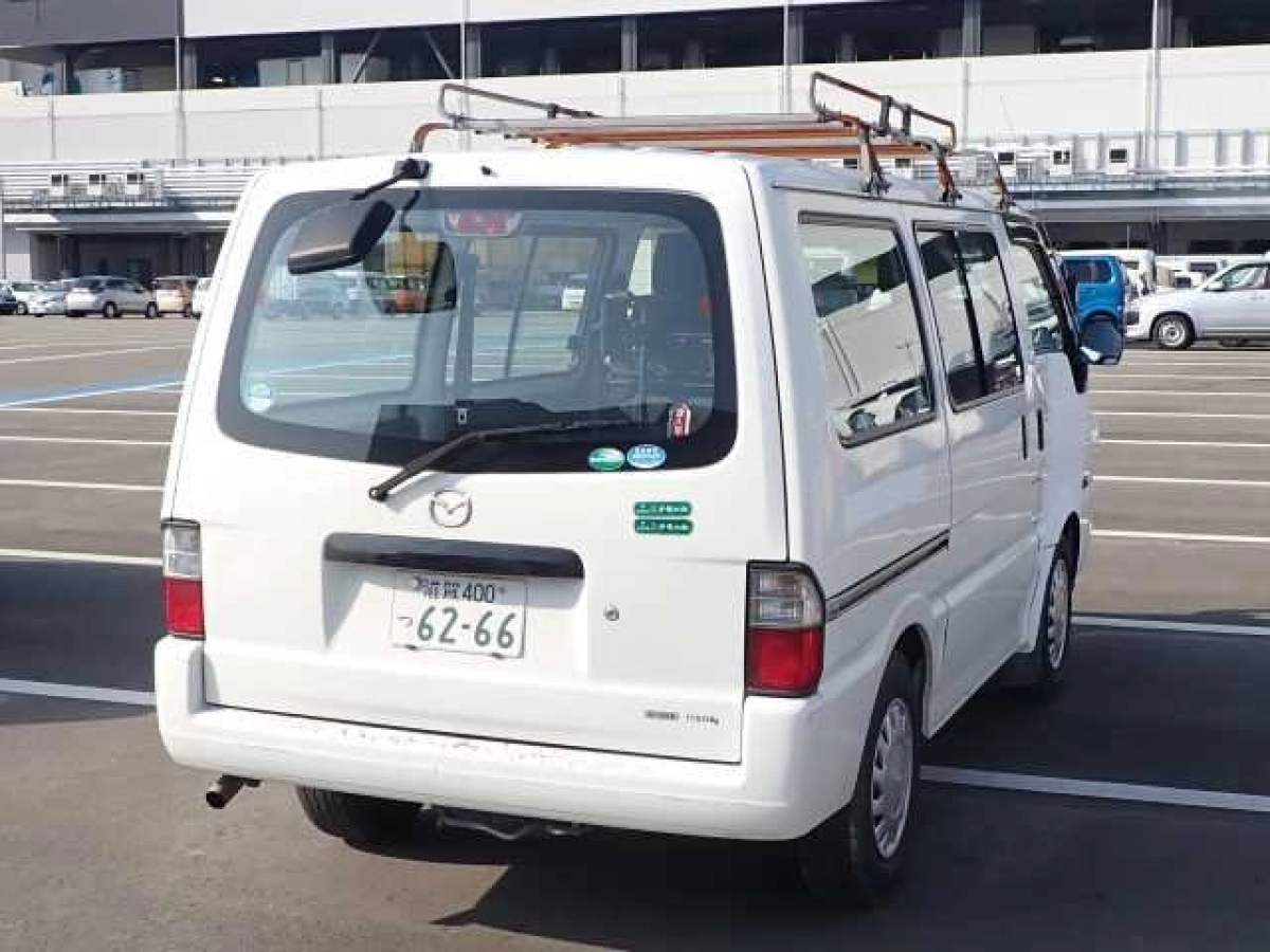 MAZDA BONGO VAN