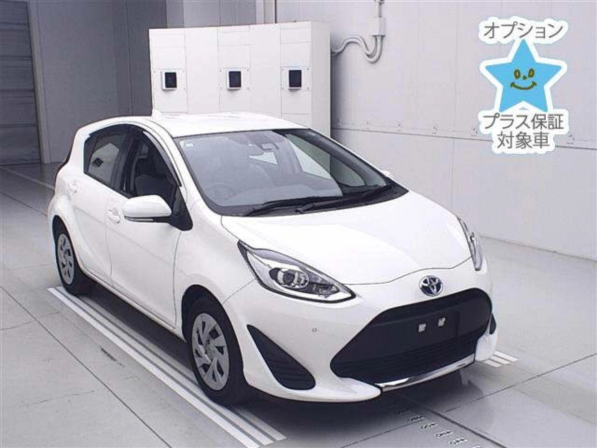 TOYOTA AQUA NHP10 2020