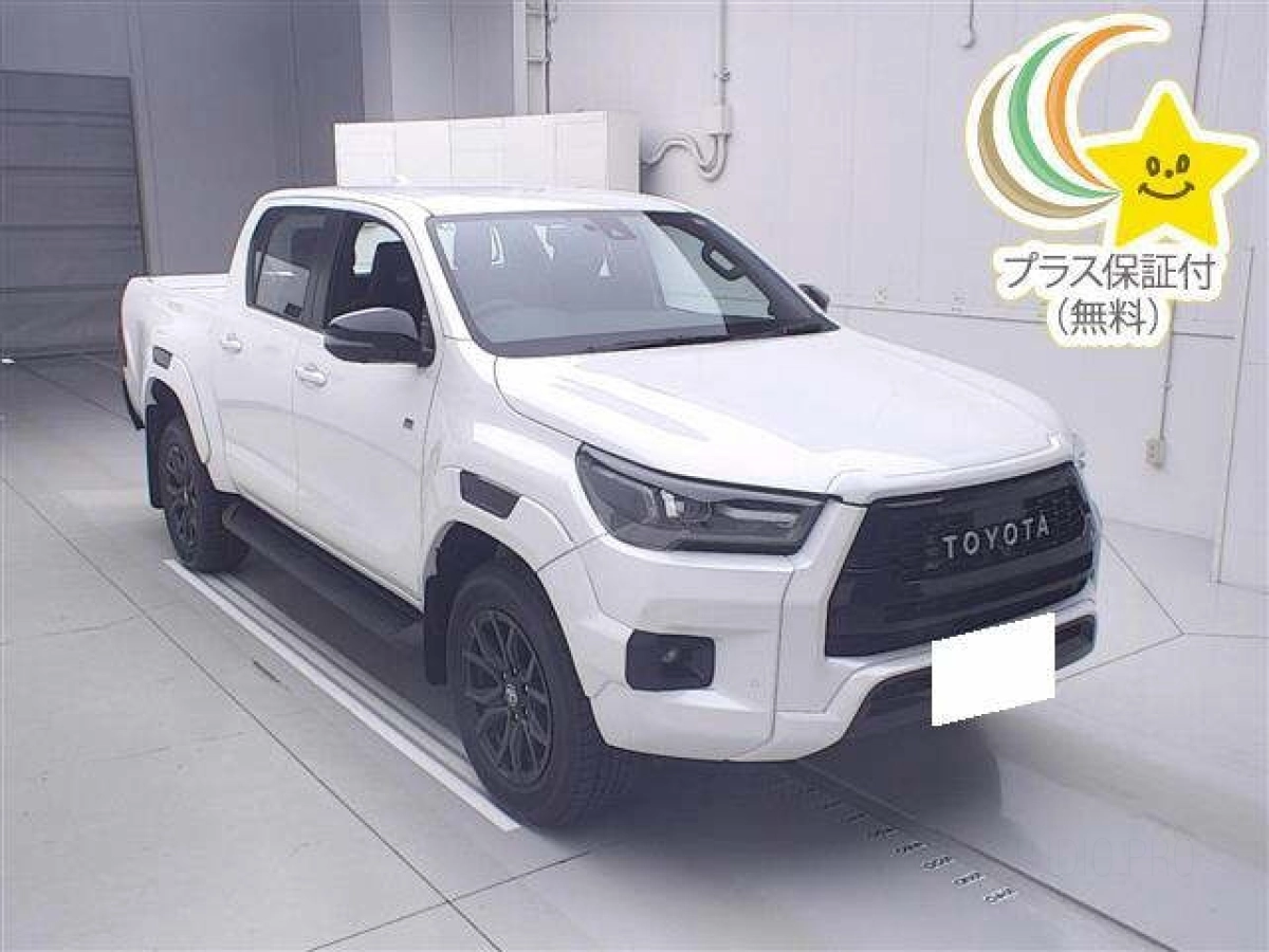 TOYOTA HILUX GUN125 2024