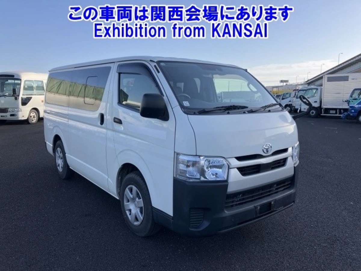 TOYOTA HIACE VAN TRH200V 2020