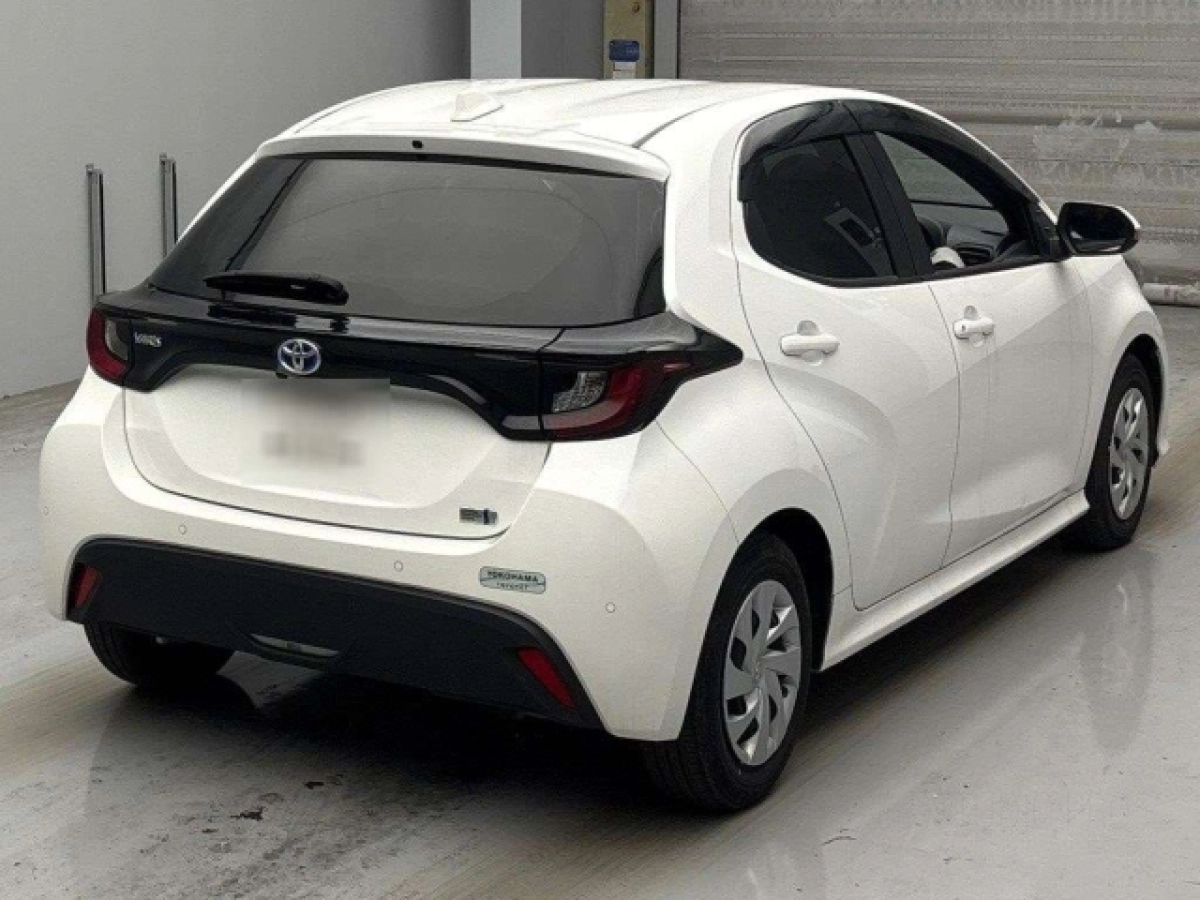 TOYOTA YARIS